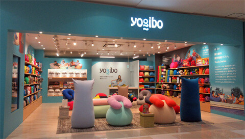 【Yogibo Store】＼バイトデビュー歓迎！／＊＊服装・髪型・ネイルOK…